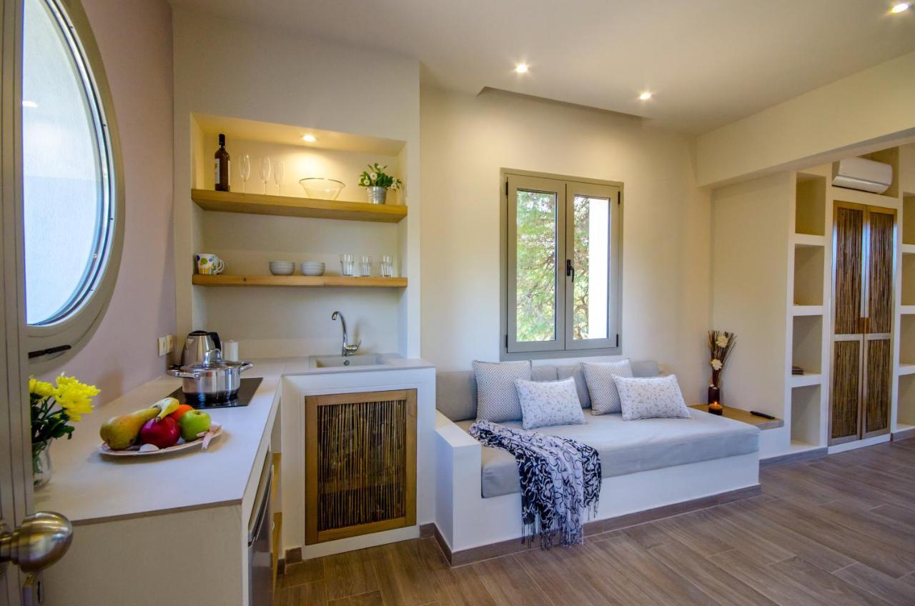 Forest Resort Suites Skiathos Трулос Экстерьер фото