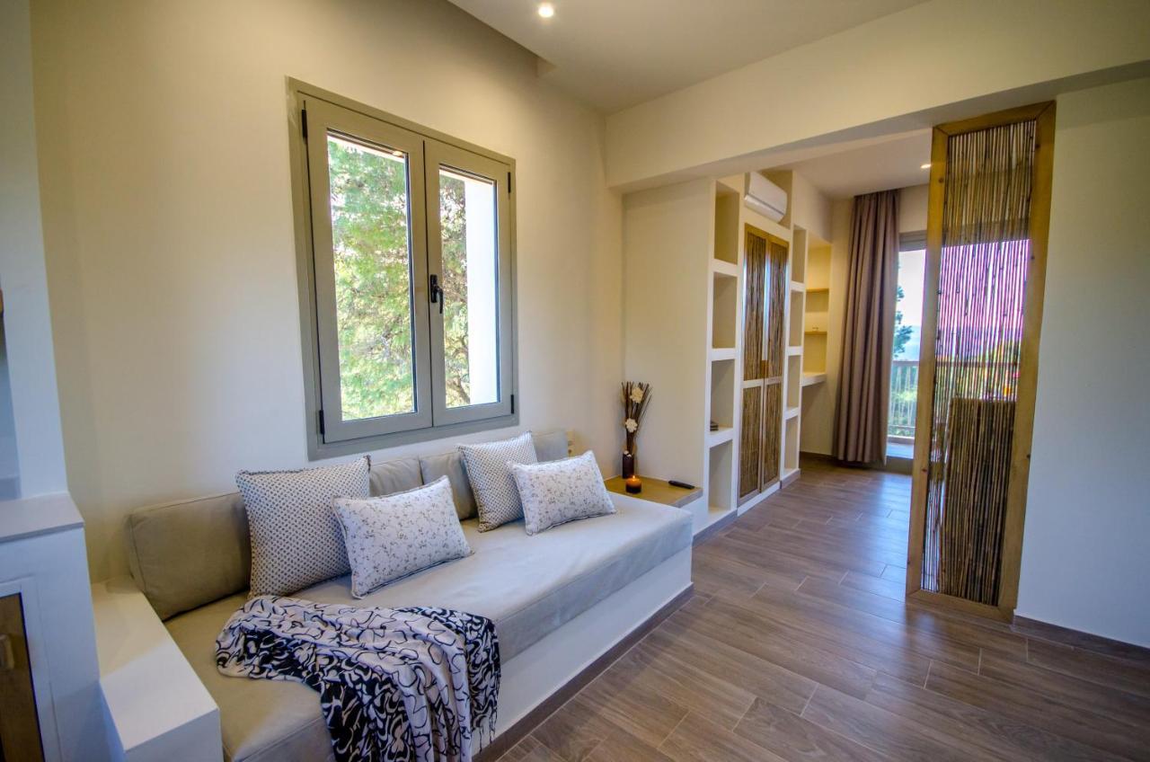 Forest Resort Suites Skiathos Трулос Экстерьер фото