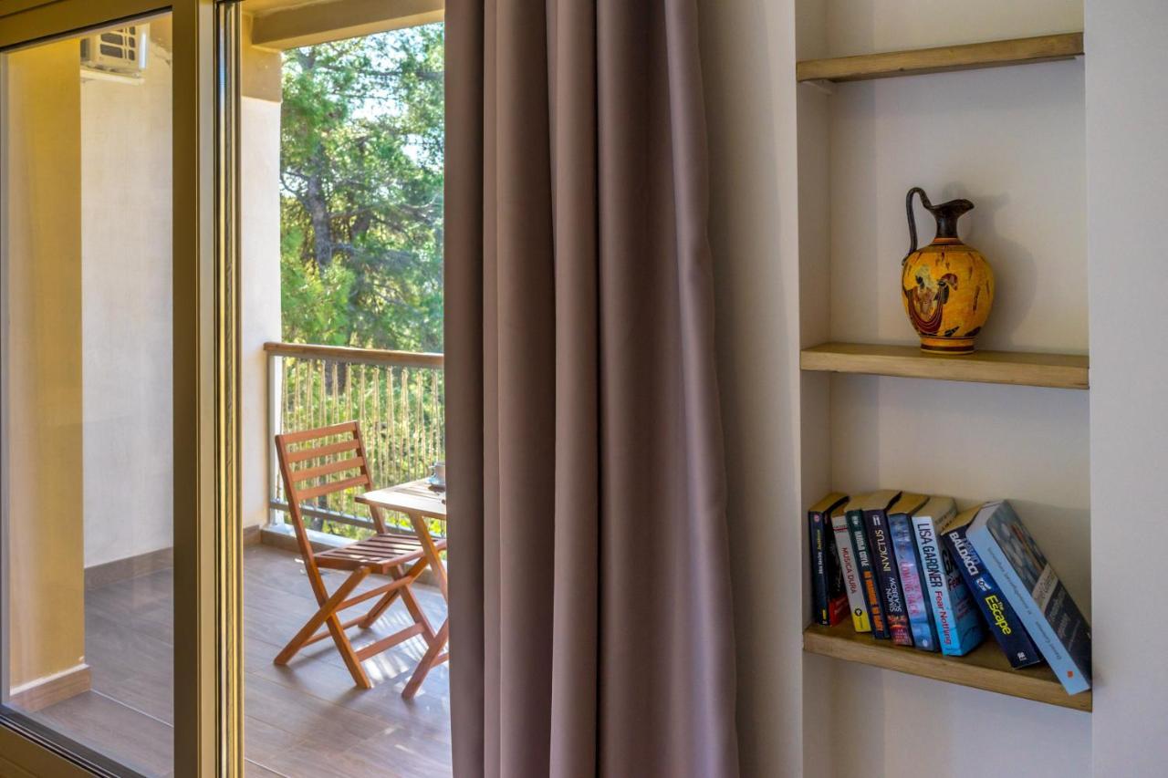 Forest Resort Suites Skiathos Трулос Экстерьер фото