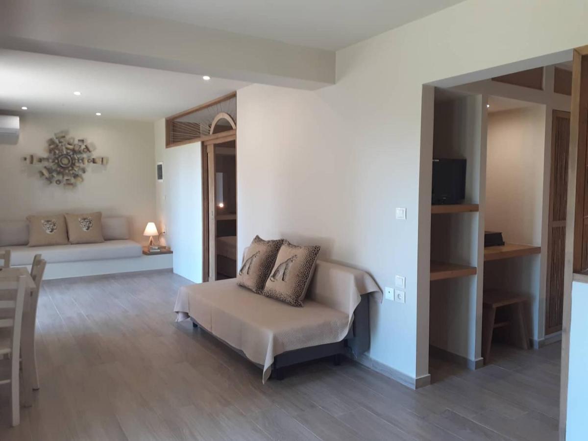 Forest Resort Suites Skiathos Трулос Экстерьер фото