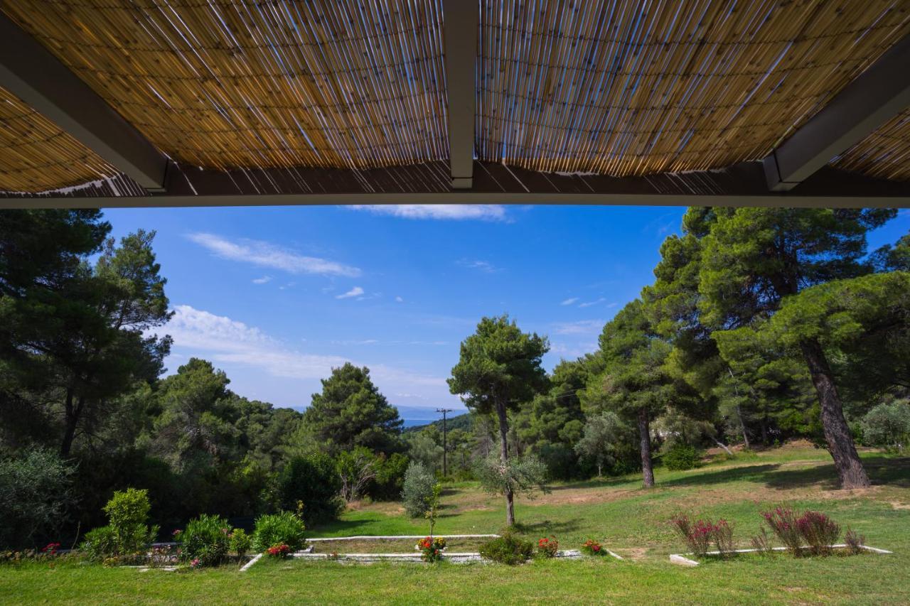 Forest Resort Suites Skiathos Трулос Экстерьер фото
