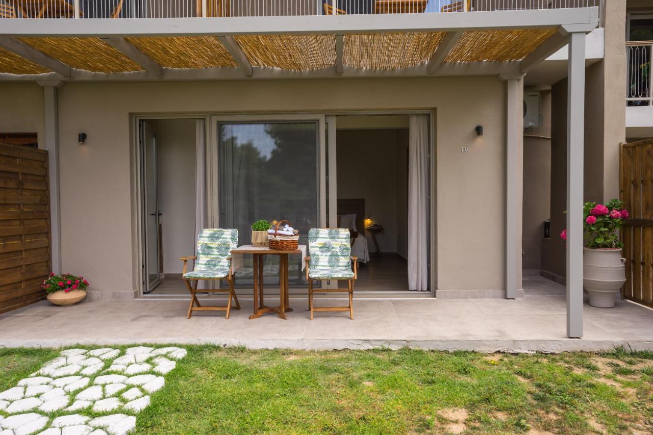 Forest Resort Suites Skiathos Трулос Экстерьер фото