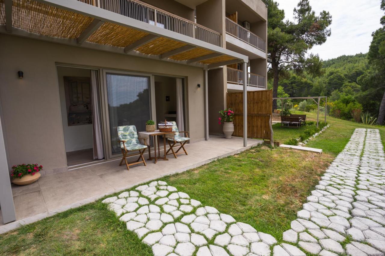 Forest Resort Suites Skiathos Трулос Экстерьер фото